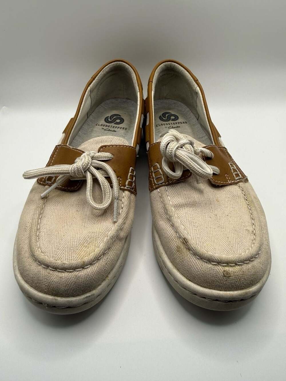 Women’s Clarks Boat Shoe Loafer in Beige and Tan